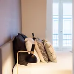 Flh Chiado Stylish Flat Apartment Lisbon